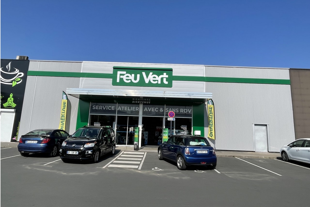 Pour étendre son maillage et s'installer dans des petites villes de moins de 50 000 habitants, Feu Vert lance un nouveau format de centre auto.
