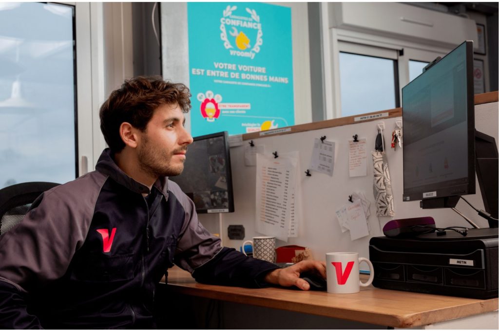 La Vroomly Academy connaît un franc succès avec 530 heures de formations dispensées en 2 mois.