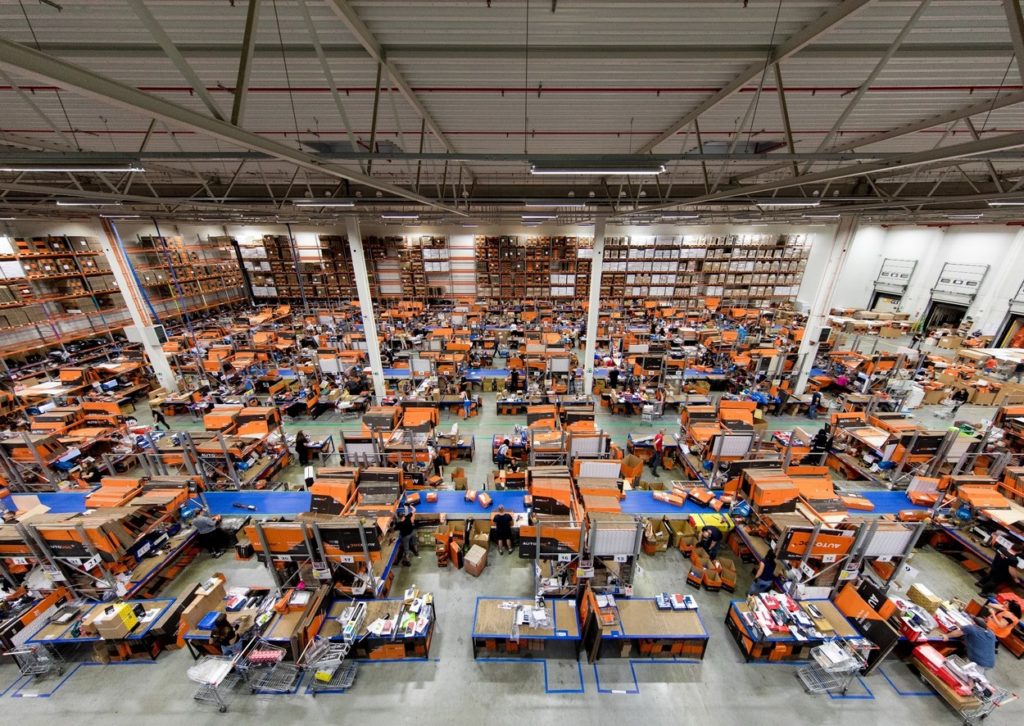 Autodoc est présent dans 26 autres pays européens avec 4 600 employés répartis sur cinq sites.