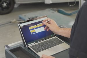 Glasurit lance Refinity, une interface globale pour gérer les ateliers