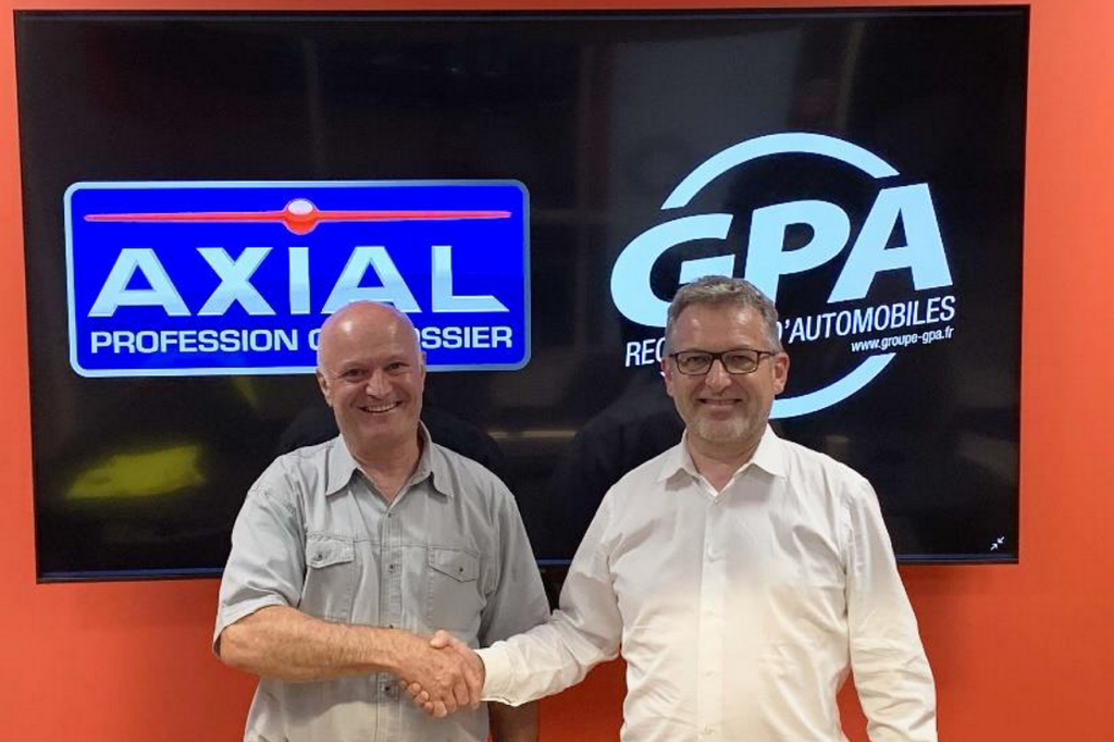 Jean-Pierre Ricaud (président du réseau Axial) et Pierre Courant (directeur commercial et marketing de GPA). © Axial