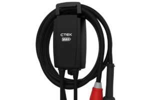 CTEK propose la charge portable et rapide pour véhicules électriques