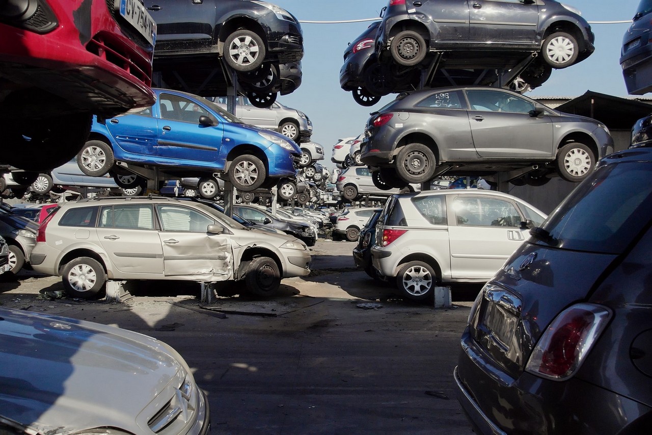 VHU À l'heure où la réglementation se durcit et où les exigences en matière de durabilité s'intensifient, le secteur du recyclage automobile entre dans une phase de transformation inévitable.