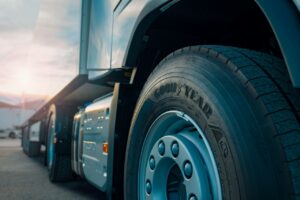 Goodyear convoqué par la justice française