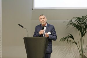 Laurent Frelat, Xerfi Specific : "Le baromètre de la Feda révèle des dynamiques clés pour l'avenir du marché"