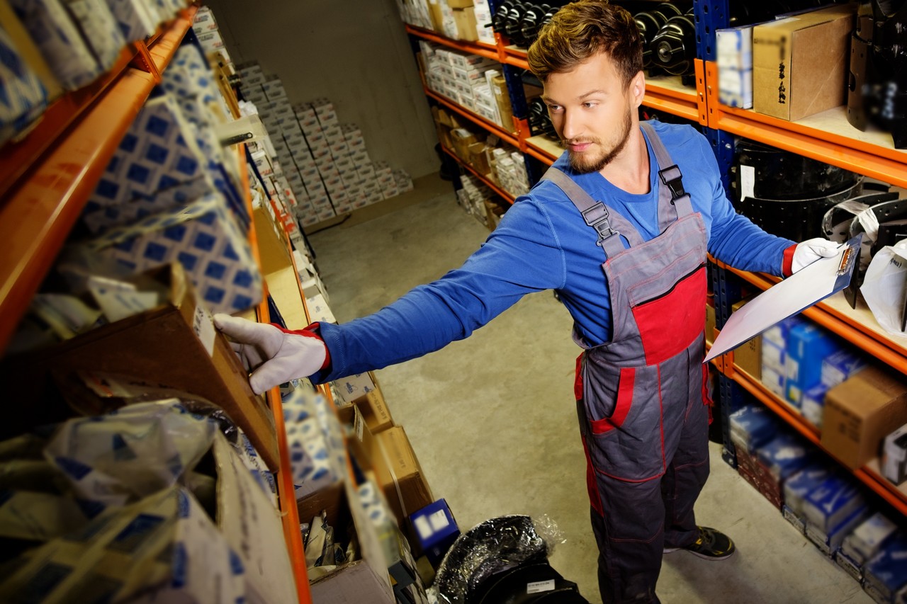 Pièces de rechange : l’activité des professionnels VL et PL progresse de 2,5 % en juin, selon le baromètre mensuel de la Feda. ©AdobeStock