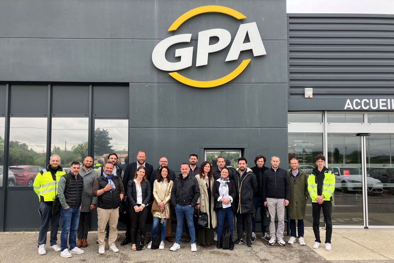 Les équipes de CapsAuto ont été accueillies par GPA pour une visite de l’usine de recyclage de Livron-sur-Drôme ©CapsAuto