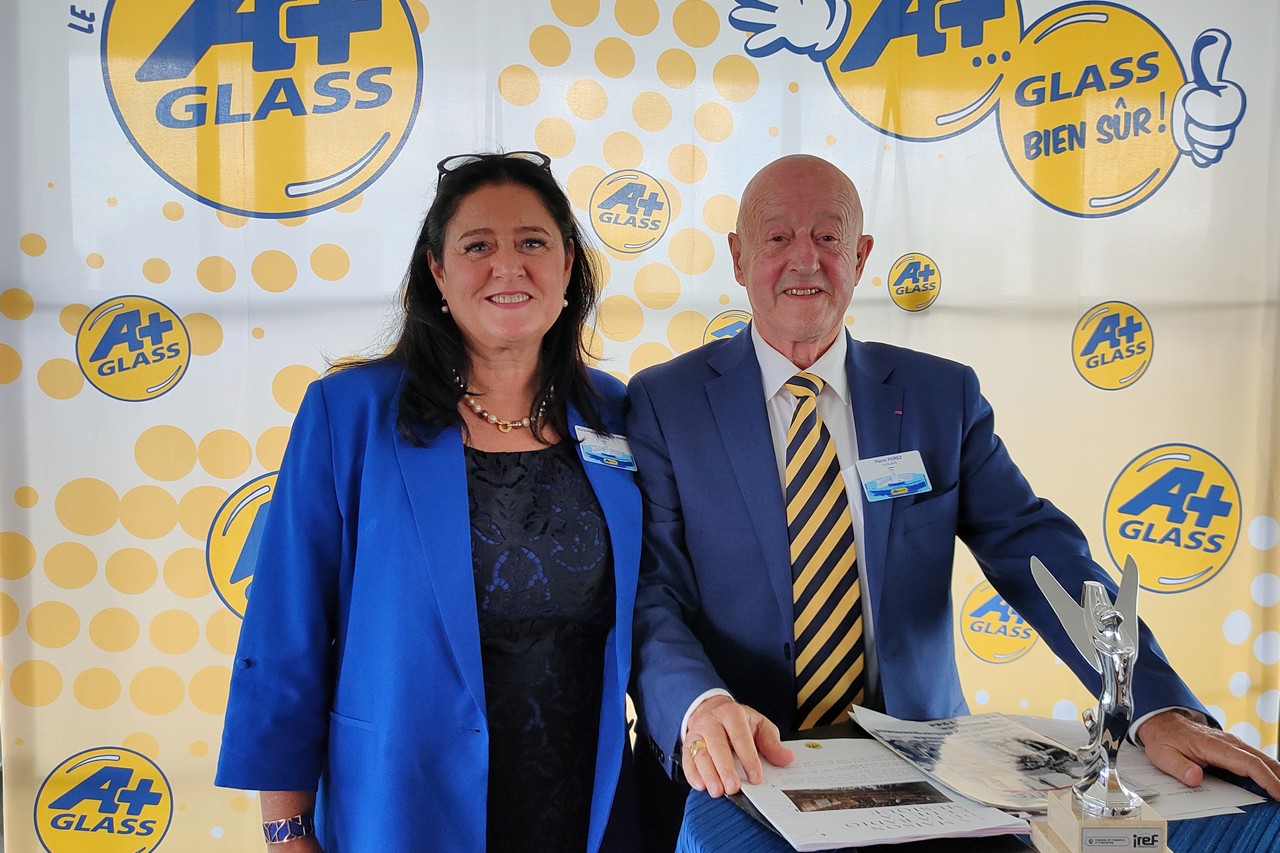 Marie-Pierre Tanugi de Jongh, présidente du directoire d'A+Glass ; et Pierre Perez, fondateur du réseau. ©J2R/FLM