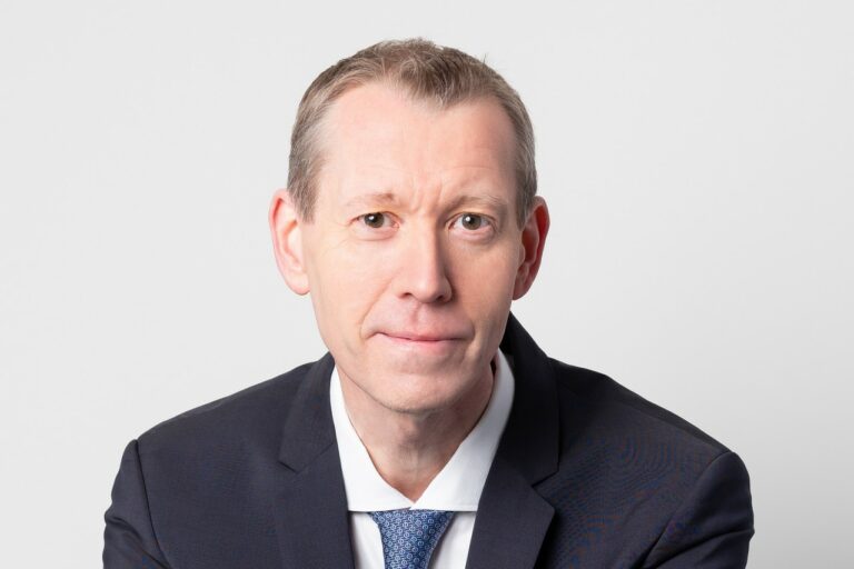 PHE confie les ressources humaines groupe à Laurent Gasse