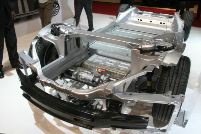 NĂ©oconstructeurs : ces modèles conçus pour rouler… pas pour Ăªtre rĂ©parĂ©s ?