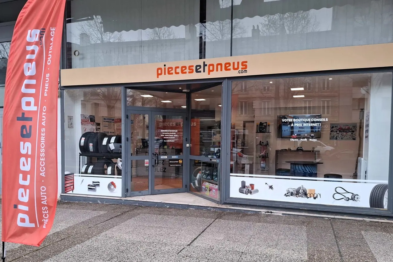 Le réseau Piecesetpneus.com approche aujourd’hui les 50 points de vente en France. ©piecesetpneus.com