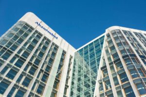 AkzoNobel rejette l’offensive de Sherwin-Williams et Nippon Paint