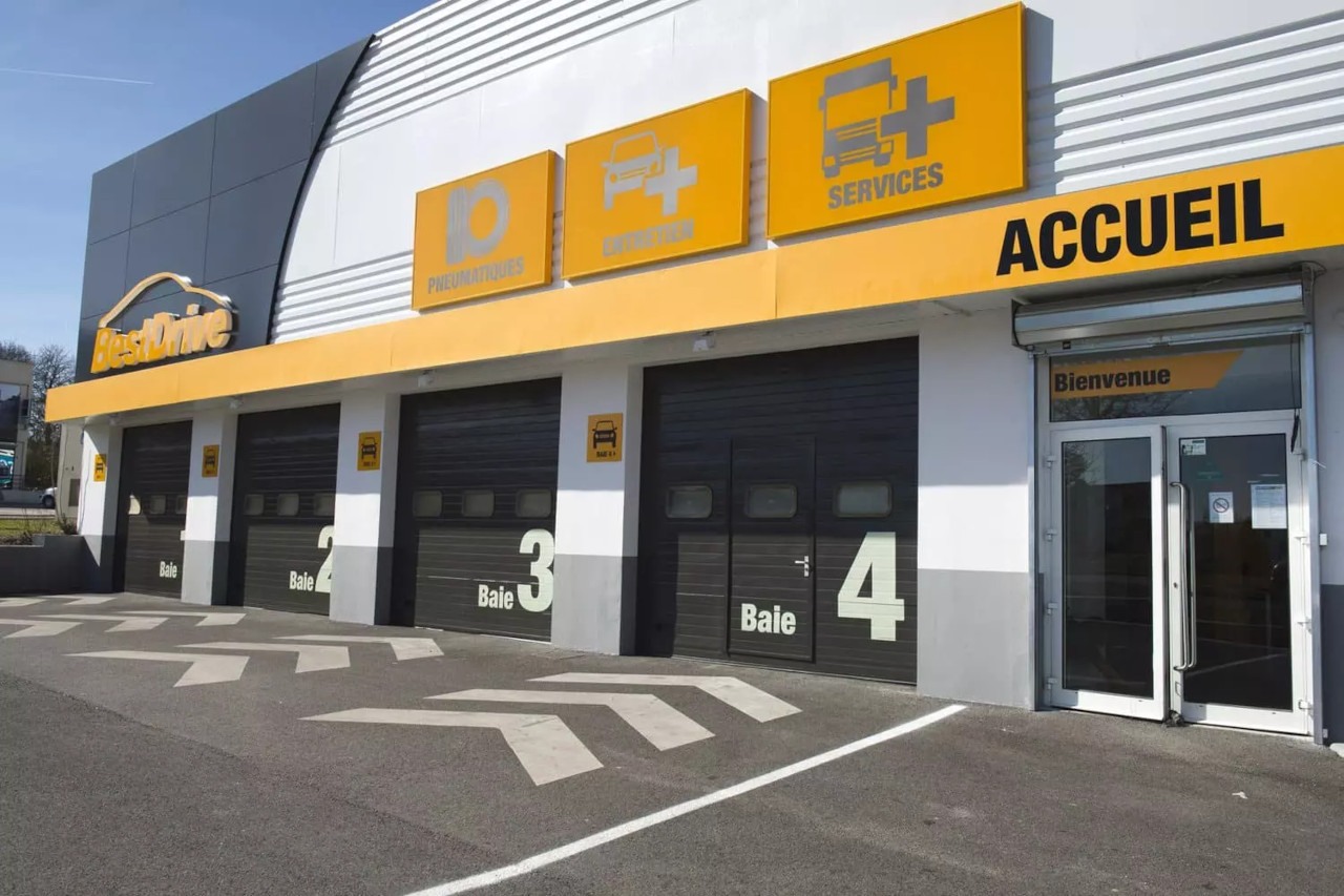 La finalisation de la reprise des centres intĆ©grĆ©s BestDrive par ASC Investment ouvre un nouveau chapitre pour lāenseigne, qui conserve toutefois son identitĆ© et son maillage national sous contrat de franchise. Ā©BestDrive
