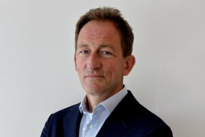 Charles Baeyaert quitte LKQ France pour Autodistribution