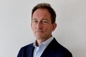 Charles Baeyaert quitte LKQ France pour Autodistribution