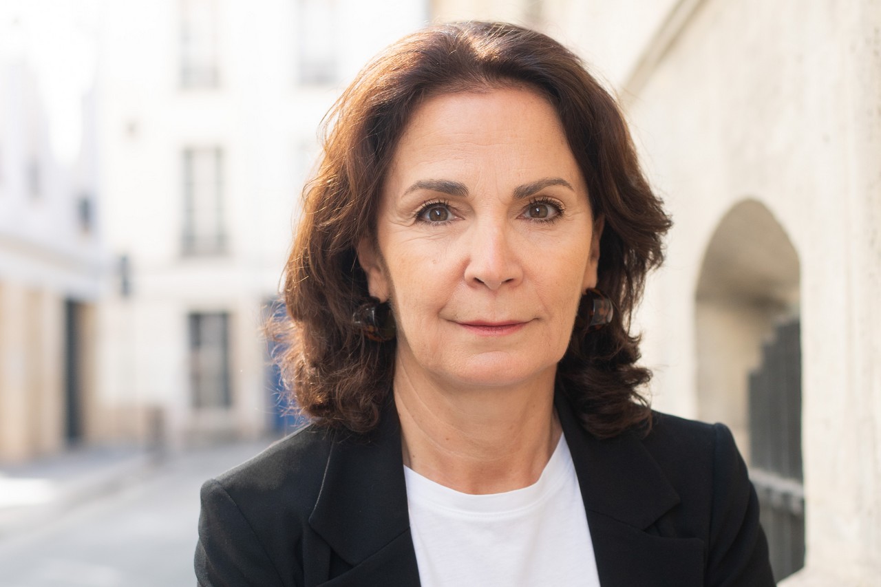 Élue présidente nationale de Mobilians pour la mandature 2026-2030, Virginie de Pierrepont succède à Francis Bartholomé après douze années de présidence. ©Mobilians