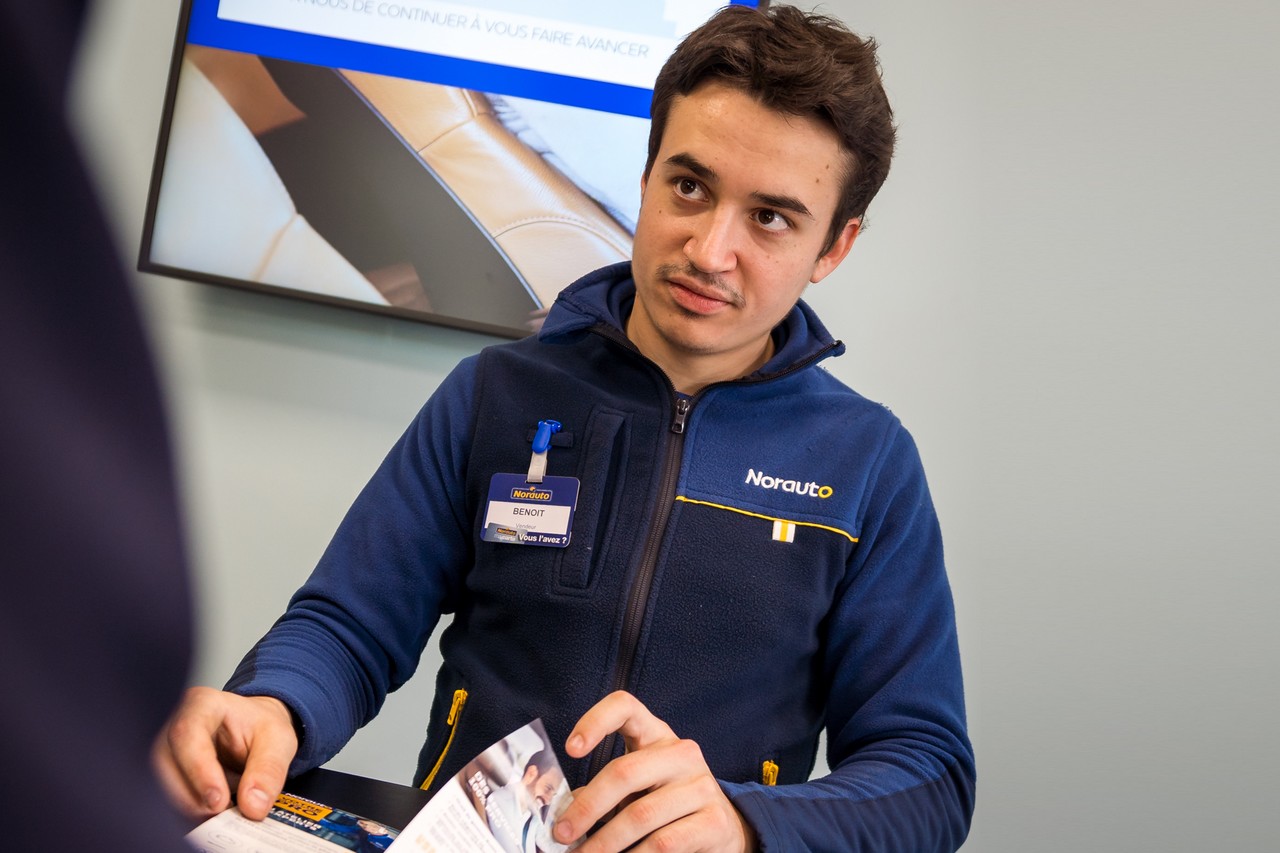 Norauto se distingue par sa forte présence sur Google, où chaque centre cumule en moyenne plus de 1 000 avis clients selon l'étude Geolid. ©Norauto/Florian Léger