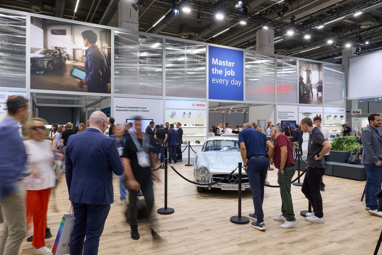 À Automechanika Francfort, Bosch a dévoilé l'extension de son offre de gestion thermique ainsi que son arrivée sur le marché des pièces de châssis. ©Bosch