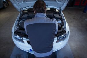 Garages : 7 ateliers indépendants sur 10 restent sans enseigne
