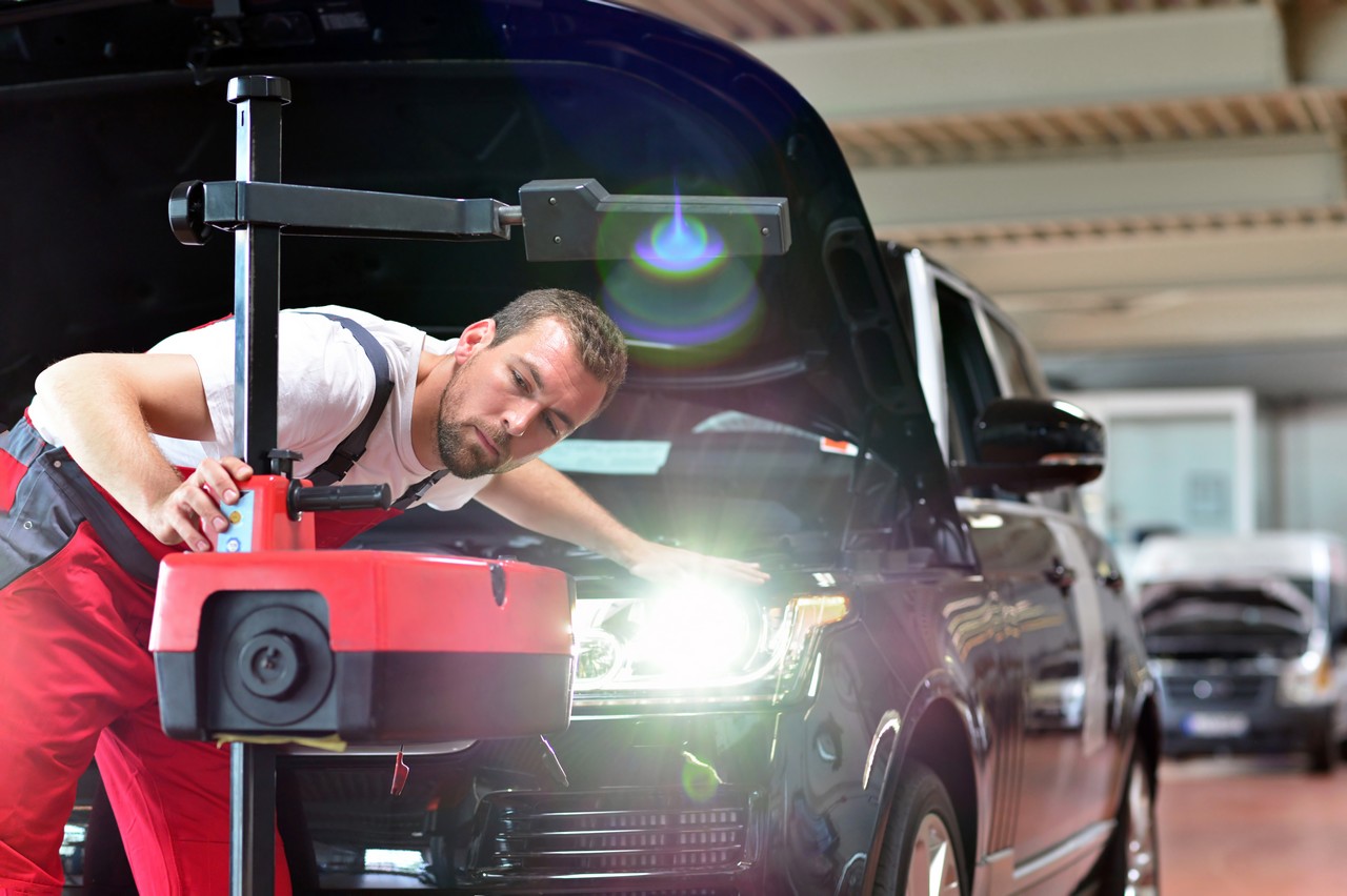 Avec SAVM France, le groupe PAC étend ses compétences à l’installation et à la maintenance multimarque des équipements de contrôle technique. ©AdobeStock