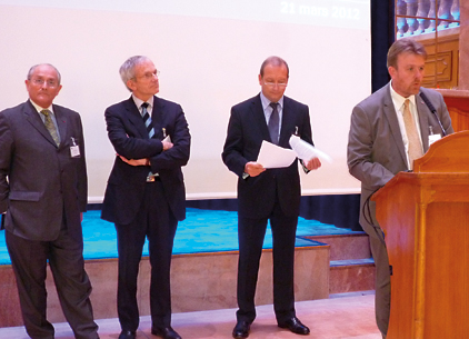 Claude Cham, Michel Vilatte, Yves Riou, écoutant le discours de remerciements de Christophe Desombre, Normandie Accessoires.