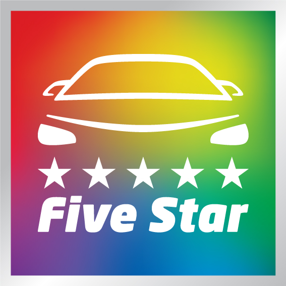 Une voiture beaucoup plus moderne et 5 étoiles en signature du nouveau logo du réseau de carrossiers Five Star.