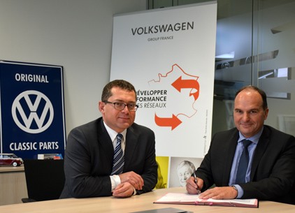 Sylvain Charbonnier, Directeur Pièces et Service de Volkswagen Group France et Alain Bessin, Président du GIE Five Star