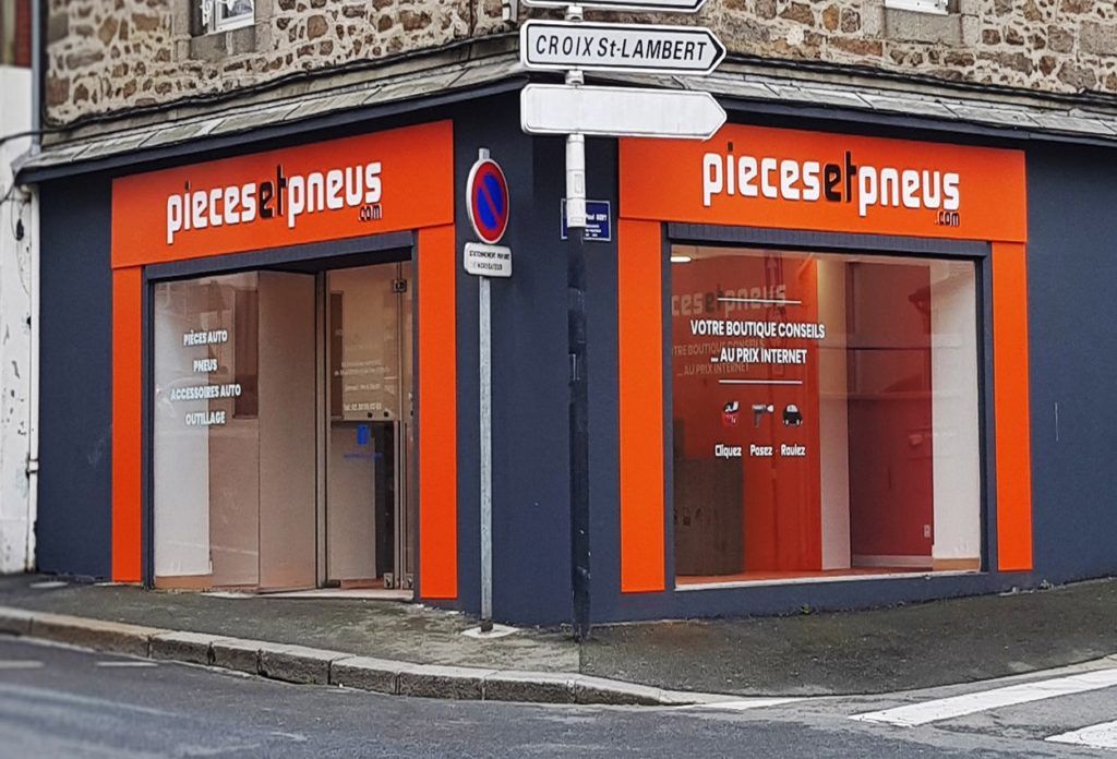 Le magasin Piecesetpneus.com de Saint-Brieuc. L’Ouest de la France, région historique du groupe, accueille 10 des 14 magasins de l’enseigne depuis 2011.