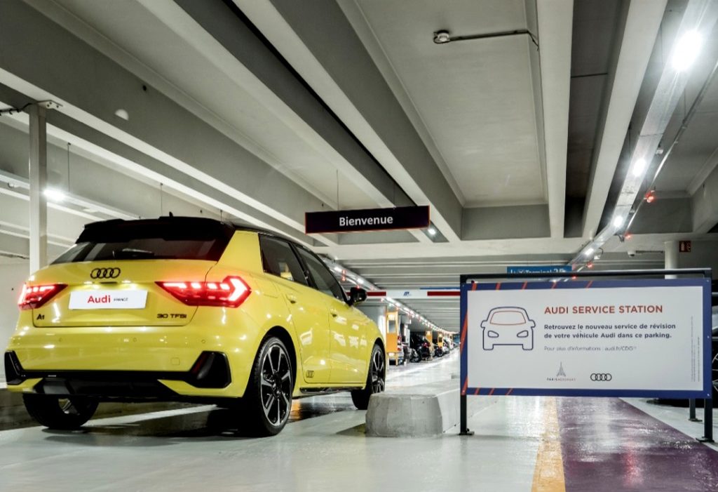 Automatisée et accessible 24h/24, l'Audi Service Station de Roissy Charles de Gaulle est une première européenne dans un lieu public.